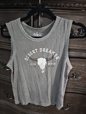 Desert Dreamer Gray Tank Top - Stay Wild‎ Graphic